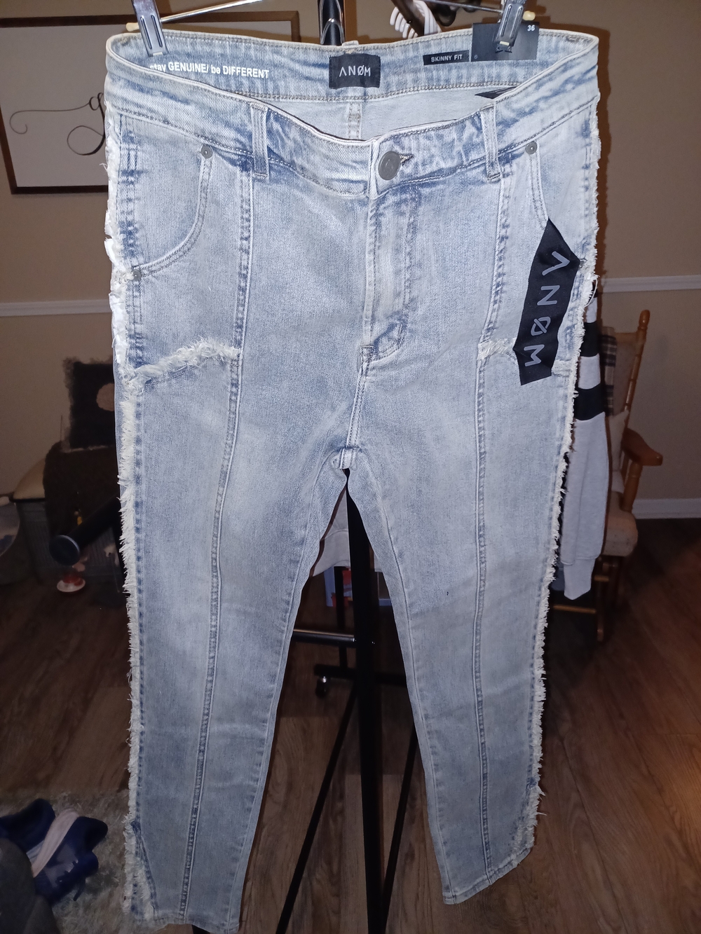Light Wash Distressed Men's Jeans